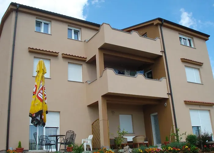 شقة Apartments Crikvenica