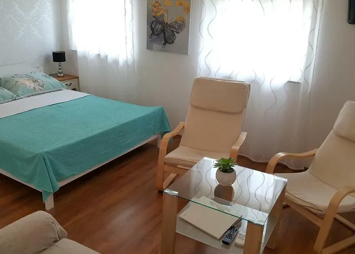 Apartments Crikvenica * ツリクヴェニツァ
